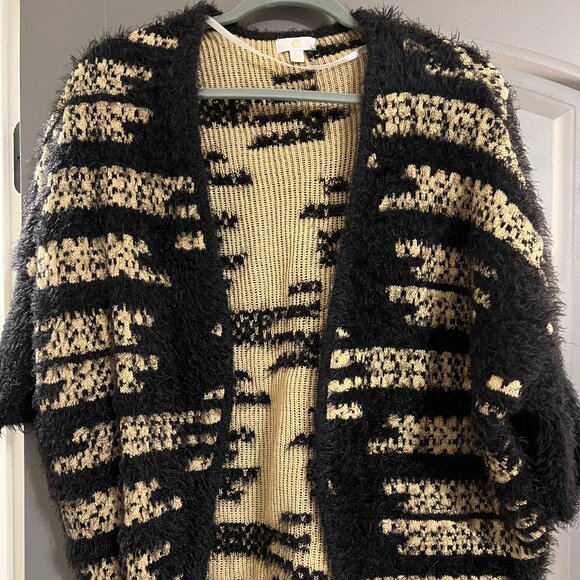 Women's Cardigan - Picture 1 of 4